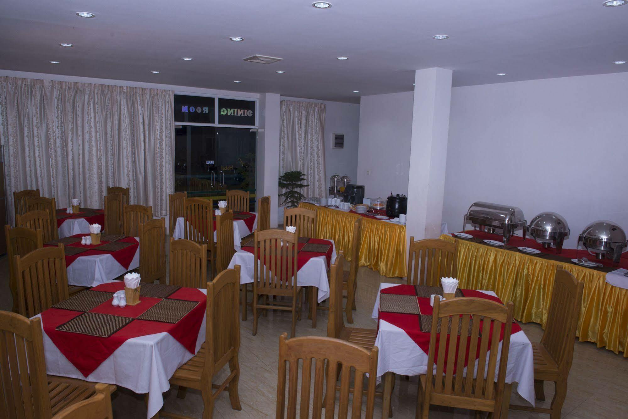 Shwe Poe Eain Hotel New Bagan Exterior foto