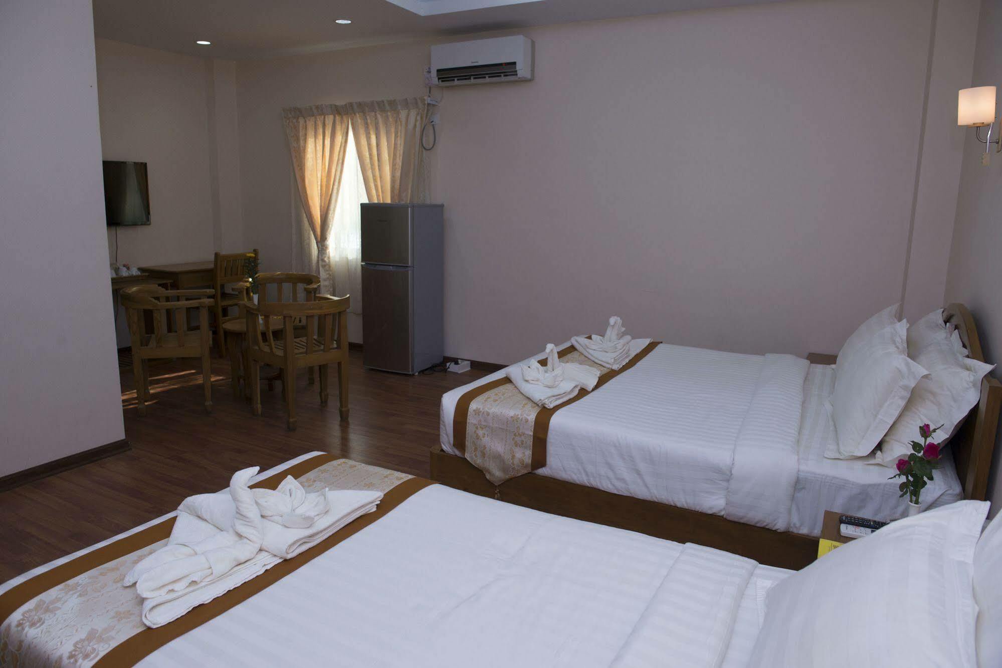 Shwe Poe Eain Hotel New Bagan Exterior foto